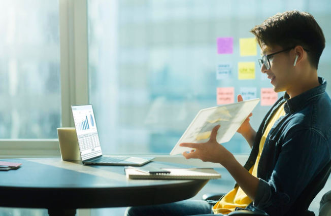 AI Review Jurnal Otomatis Gratis